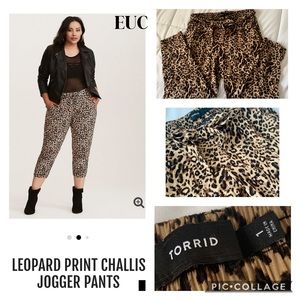 Leopard/Cheetah Print Challis Jogger Pant-torrid